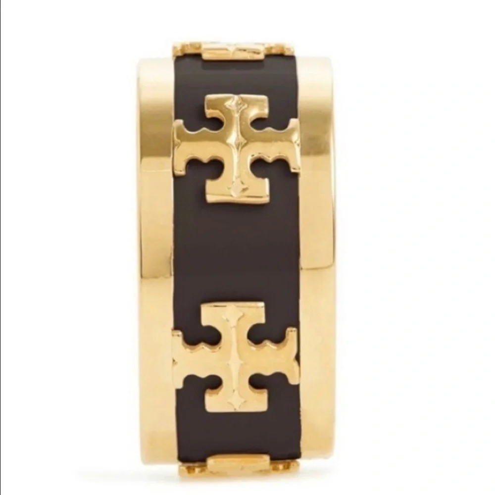 🔥🔥🔥Tory Burch Authentic RING 7 At Awesome Prices To Buy Now & Save Price Firm